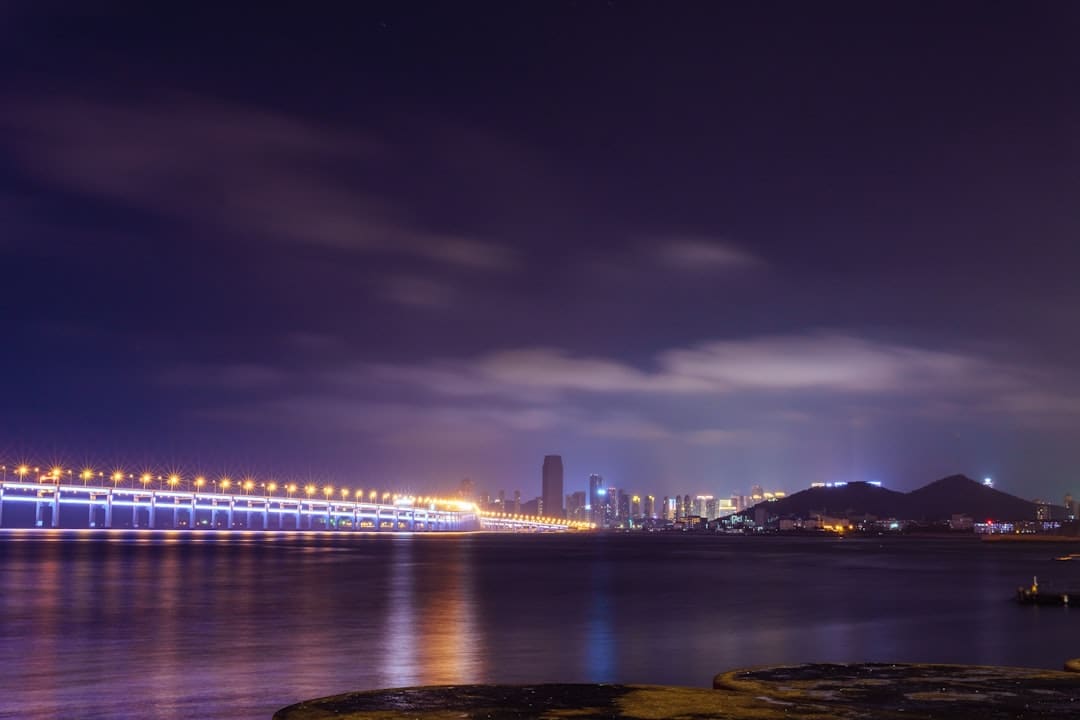 丰泽区委主要领导调研沿沿海浪漫线夜经济工作